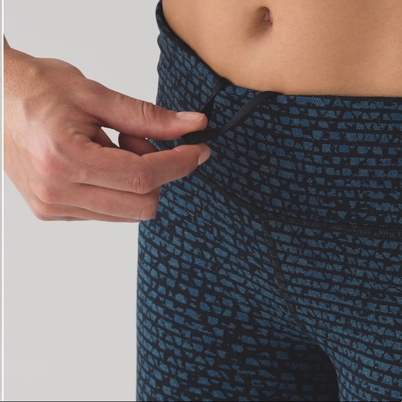 EUC lululemon Pace Rival Crop 19” Teal/Black (8) - Picture 5 of 12